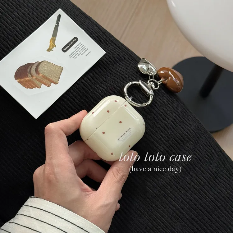 小众ins韩系奶白色波点Airpodspro3耳机套新款适用苹果1/2代