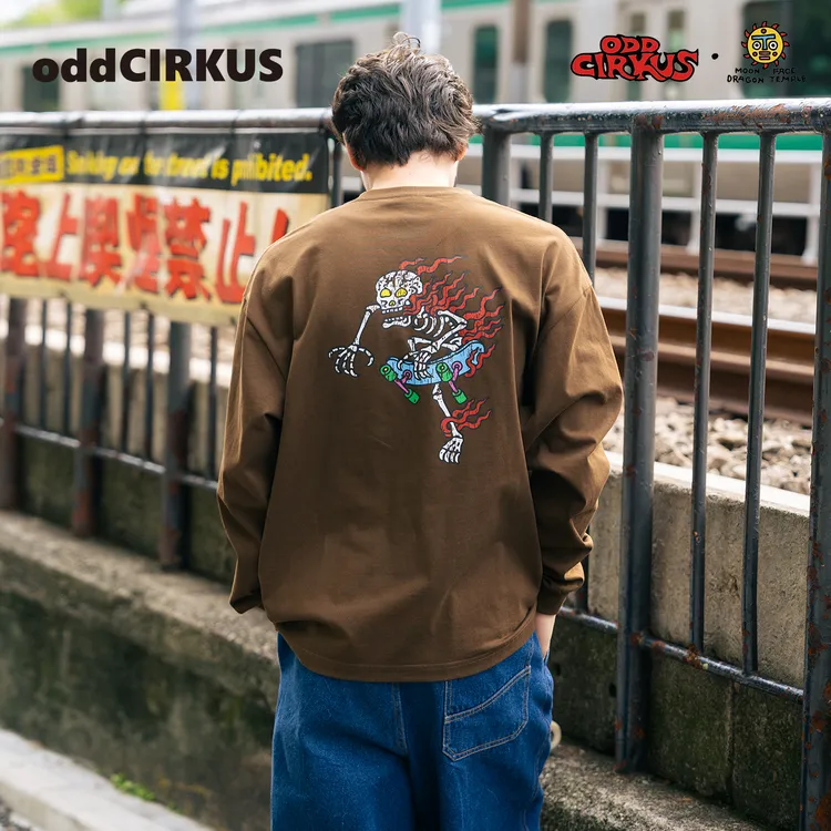 oddCIRKUS x 太阳龙宫 联名 图案长袖T恤深卡其色宽松印花上衣