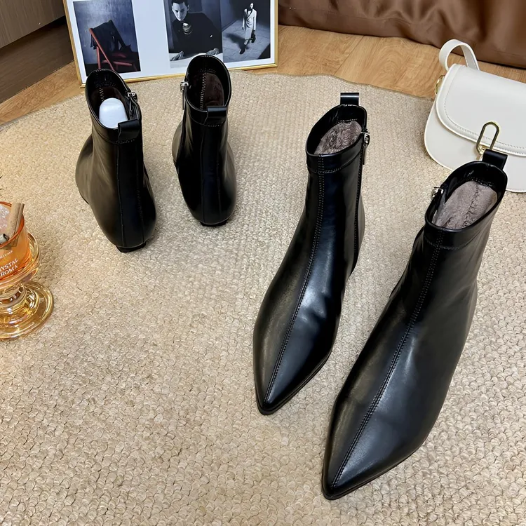 秋冬加绒短筒小跟尖头时尚瘦瘦靴中筒英伦风女短靴平底百搭619-3