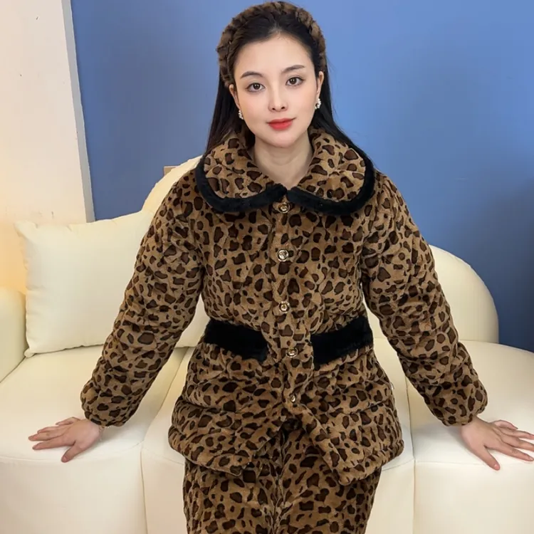 新款豹纹三层加棉加绒冬季家居服睡衣套装女款女士翻领可外传睡衣