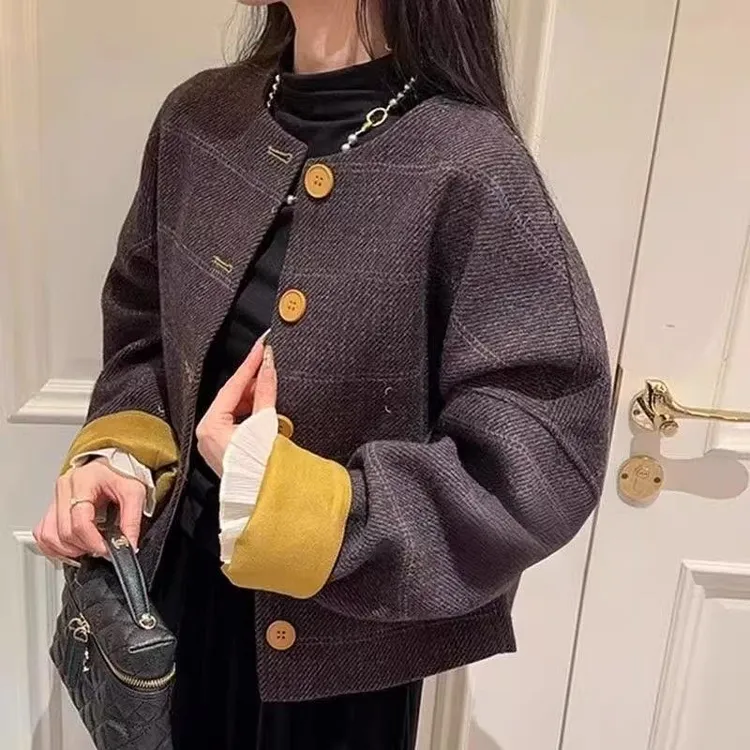 气质宽松圆领长袖时尚外套女2025年秋季新款时尚单排扣高级感上衣