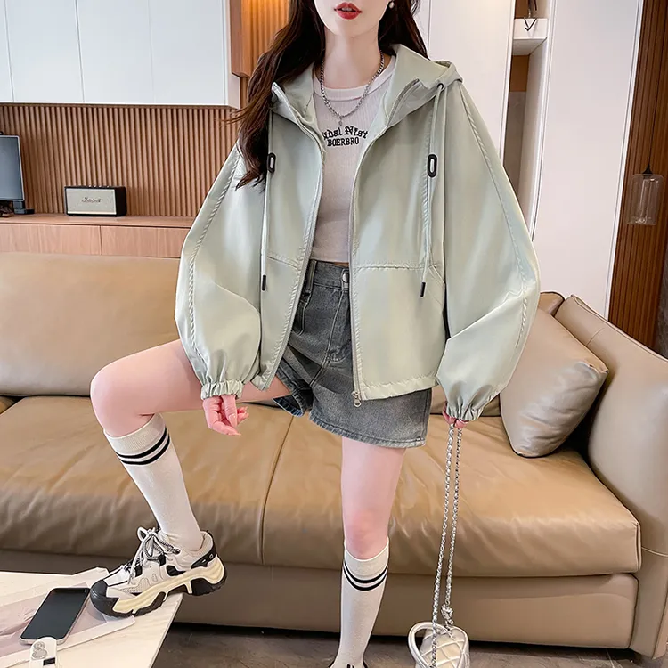 时髦冲锋衣短外套女初高中学生大童开衫春秋新爆薄潮款夹克上衣