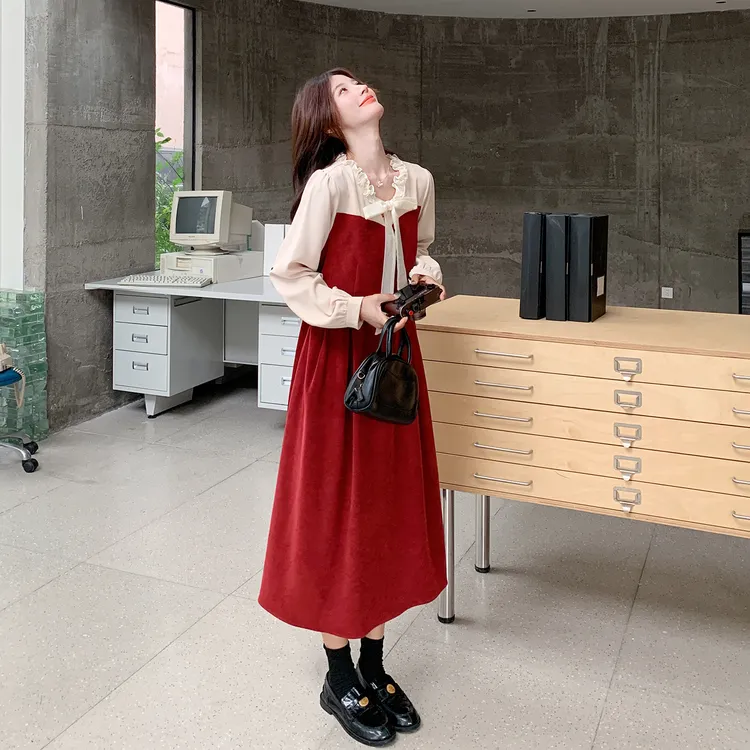 红色早秋氛围感假两件连衣裙女2025新款订婚回门气质超好看A字裙