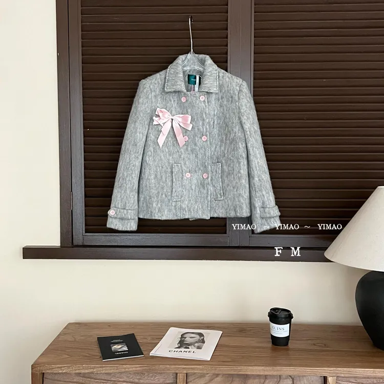 赵小小【舞子公园】9667 新国标90%白鸭绒蝴蝶结装饰羊毛毛呢外套