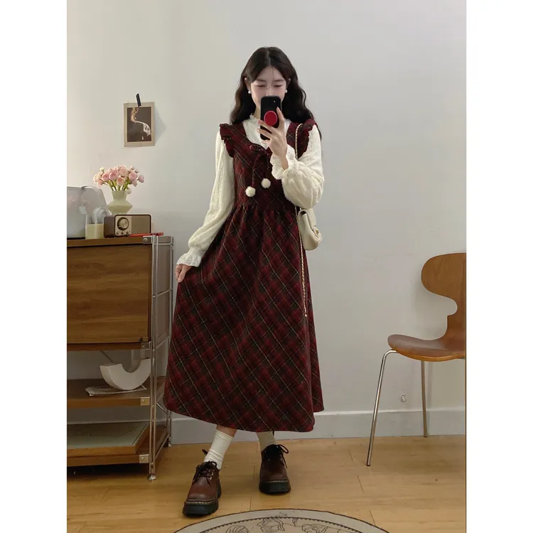 大码学院风毛呢连衣裙女冬季胖MM遮肚子显瘦裙子假两件垂感A字裙