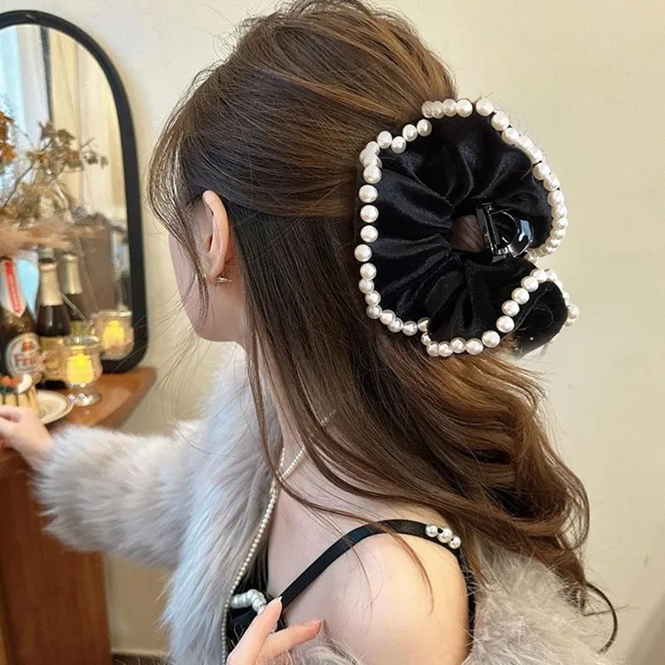 法式丝绒珍珠抓夹女高级感气质盘发鲨鱼夹2025新款后脑勺优雅发饰
