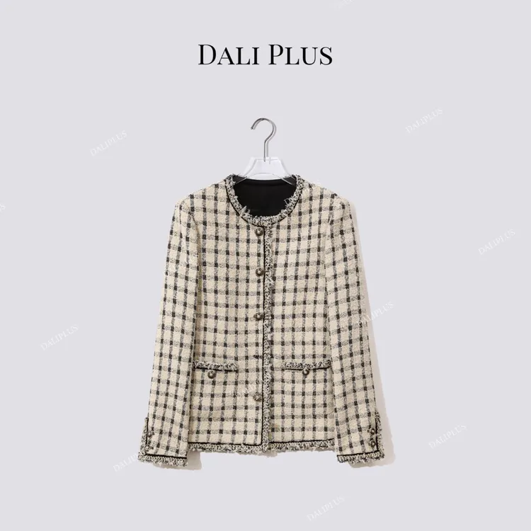 DALI PLUS经典黑白格纹质感小香风短款秋冬呢外套-D5TY0121