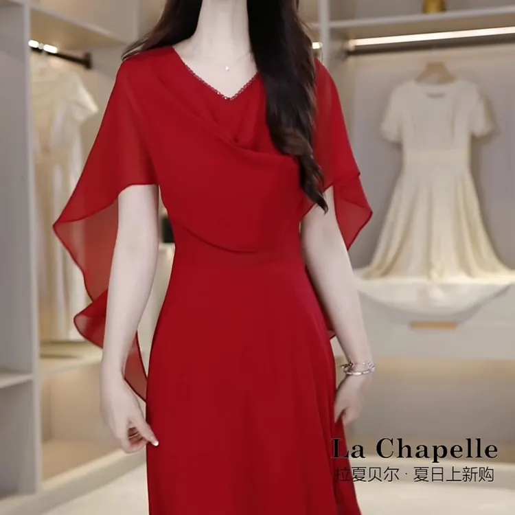 时尚度假风修身连衣裙女2025夏季新款高端精致显瘦减龄中长款裙子