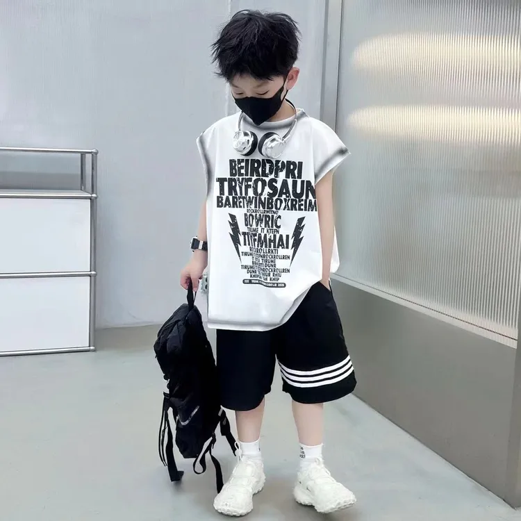 街头痞帅风~男童夏季无袖字母套装潮酷休闲百搭短裤两件套9908