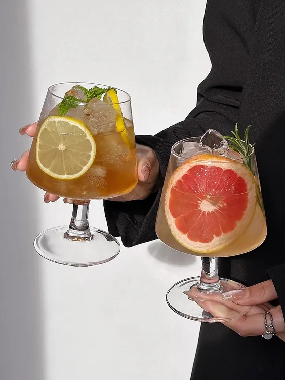 大圣ins风高脚杯玻璃杯气泡果汁杯鸡尾酒杯洋酒杯杯子水杯子红杯