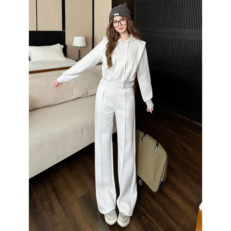 浅灰色休闲运动套装女春季新款显瘦气质连帽卫衣高腰阔腿裤两件套