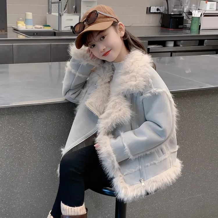 女童外套2025新款冬装儿童网红洋气时髦加厚女孩皮毛一体爆款冬季