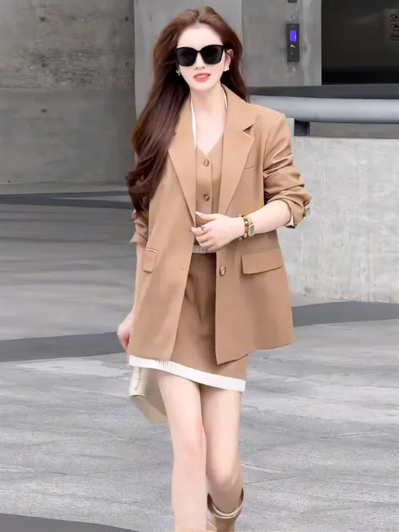 韩系气质通勤西装外套修身马甲半裙女装2025秋冬御姐时髦三件套装