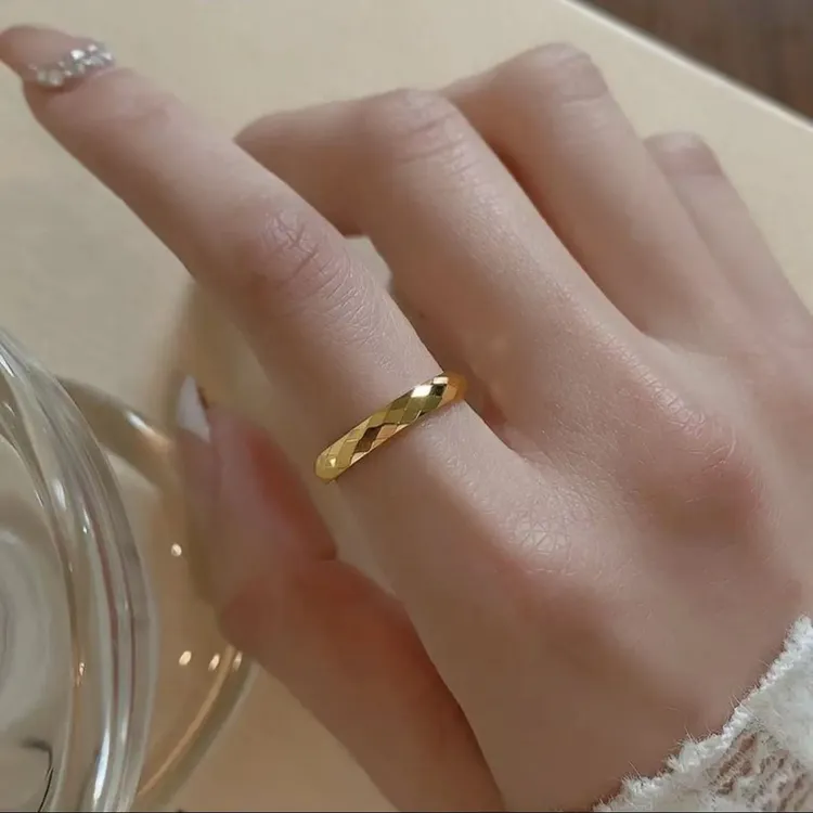 钛钢戒指 波光粼粼菱形镜面戒指小众个性时尚百搭气质简约指环女