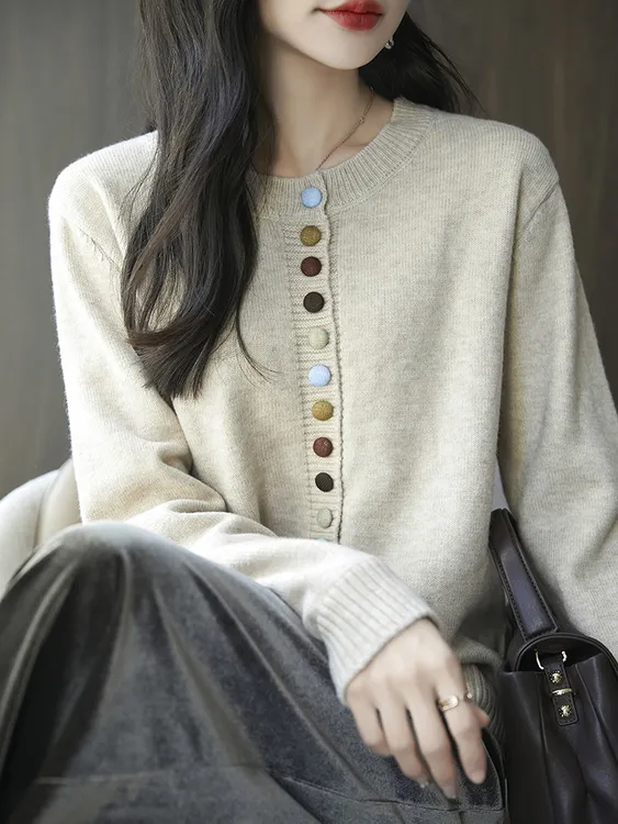 100%羊毛衫彩扣长袖开衫女圆领针织气质显瘦时尚休闲宽松打底衫