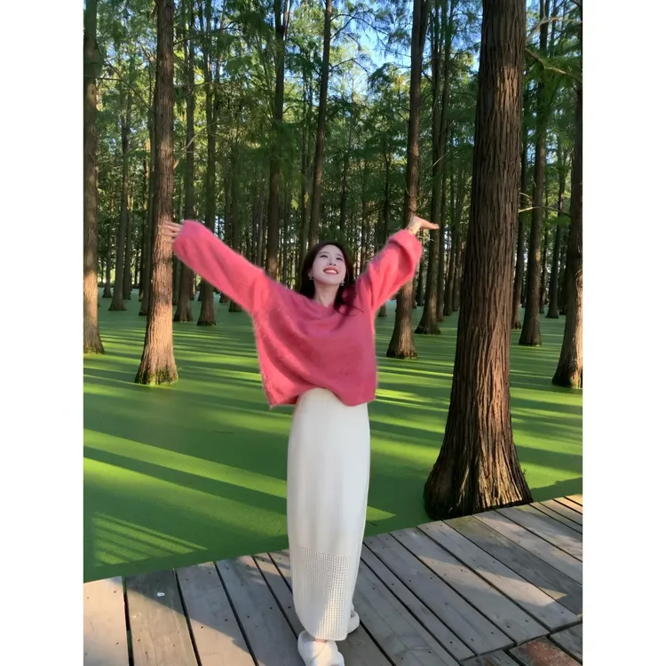 MARIE.COCO秋冬巨好看慵懒风玫红色针织衫奶呼呼毛衣半身裙两件套