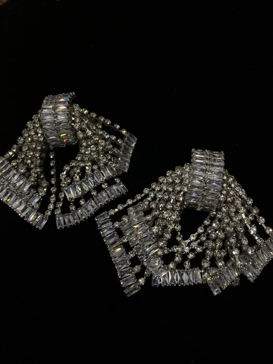 喜看 蝴蝶结流苏锆石甜美新娘耳饰银色