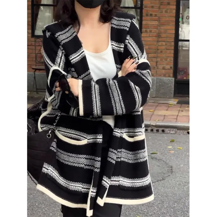 法芬图条纹连帽针织开衫外套女秋新款上衣宽松显瘦慵懒风毛衣外套