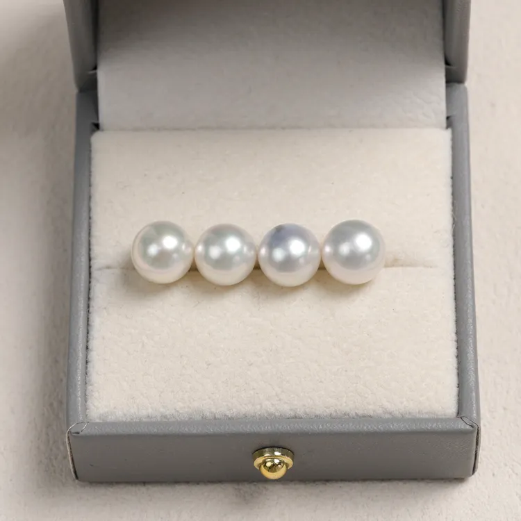 【叭哒不惑】18K金9-10mm澳白珍珠耳钉 多样性发一