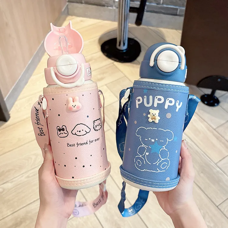 儿童吸管保温杯2025新款幼儿园学生男孩便携水杯子大容量可爱水壶