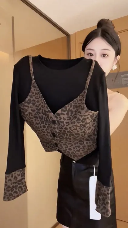 韩系chic别致高级感小众独特别致绝美松弛慵懒风气质假两件T恤秋