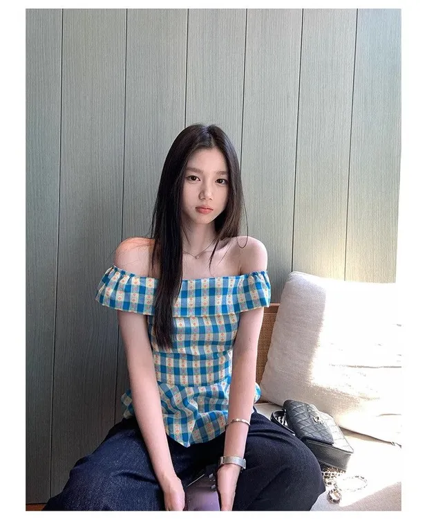 韩系格纹一字肩衬衫女夏季小个子荷叶边时尚气质修身露肩收腰上衣