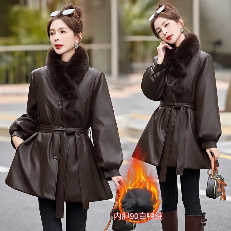 中长款收腰显瘦羽绒服女2025冬季新款独特漂亮领保暖PU皮加厚外套