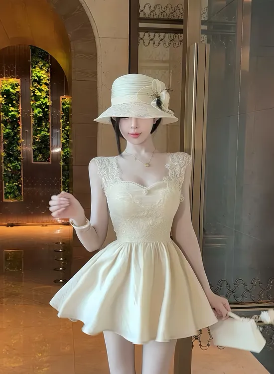 尤莉千金 夏季新款纯欲财阀千金蕾丝显瘦名媛气质轻奢法式连衣裙