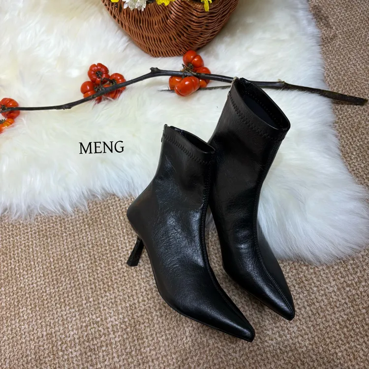 尖头短靴女2025冬季新款女靴瘦瘦靴时装高跟靴子女欧美细跟短筒靴