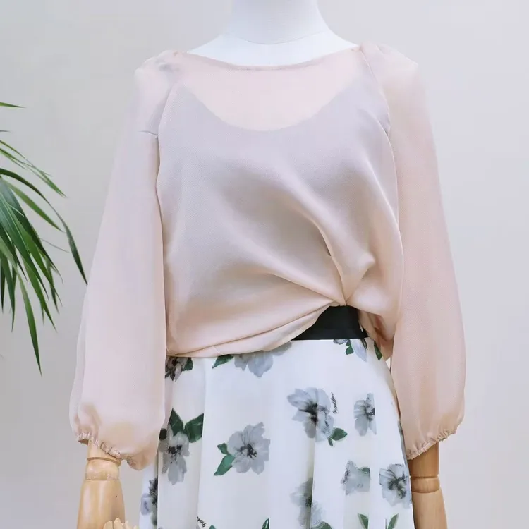 25春夏小众设计温柔复古时尚气质百搭光泽感轻薄多巴胺夏季衣服