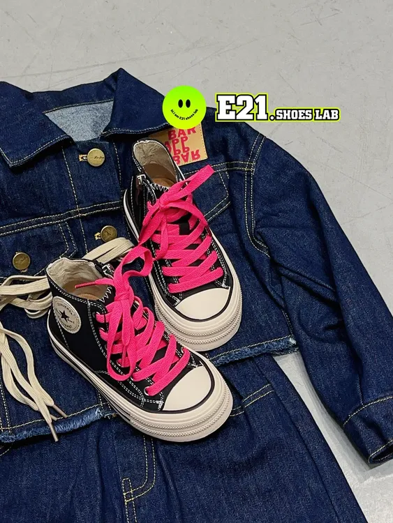 品牌童鞋时尚潮流百搭板鞋