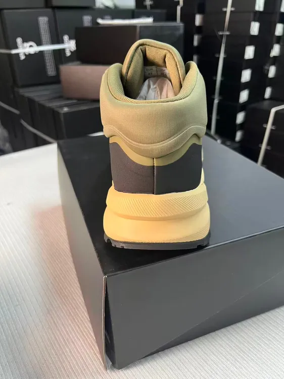 户外运登山跑山鸟凯迪桑萨家越野防滑休闲徒步舒适百搭男款运动鞋