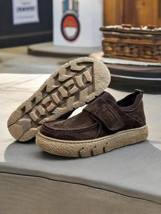 魔术贴修面皮轻便磨砂皮休闲皮鞋时尚潮流百搭复古