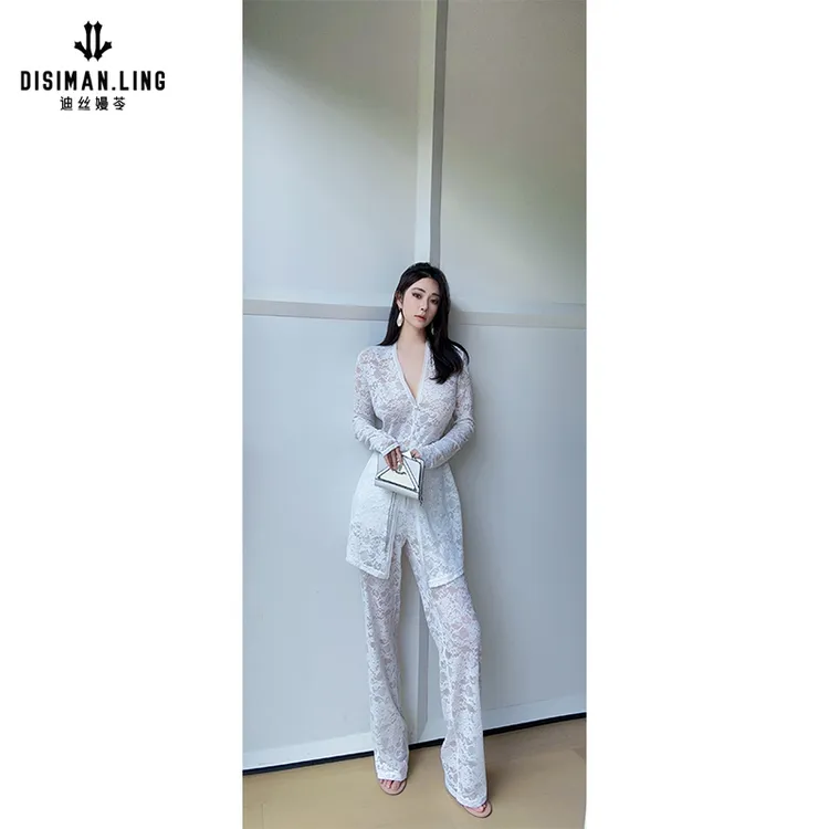 迪丝嫚苓白色两件套装蕾丝气质休闲复古中式镂空原创女士设计师