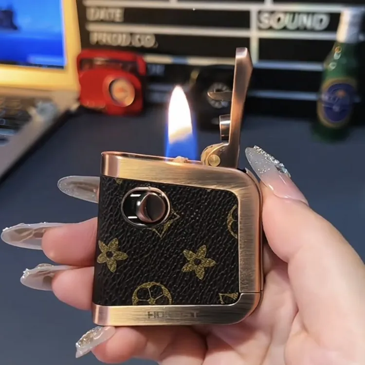 百诚高档金属皮质煤油打火机高颜值个性复古老式怀旧送老公礼物