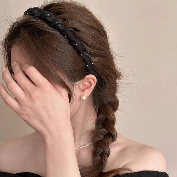 巴黎王妃发箍女2025新款高级感水钻麻花辫洗脸时尚洋气高颅顶头箍