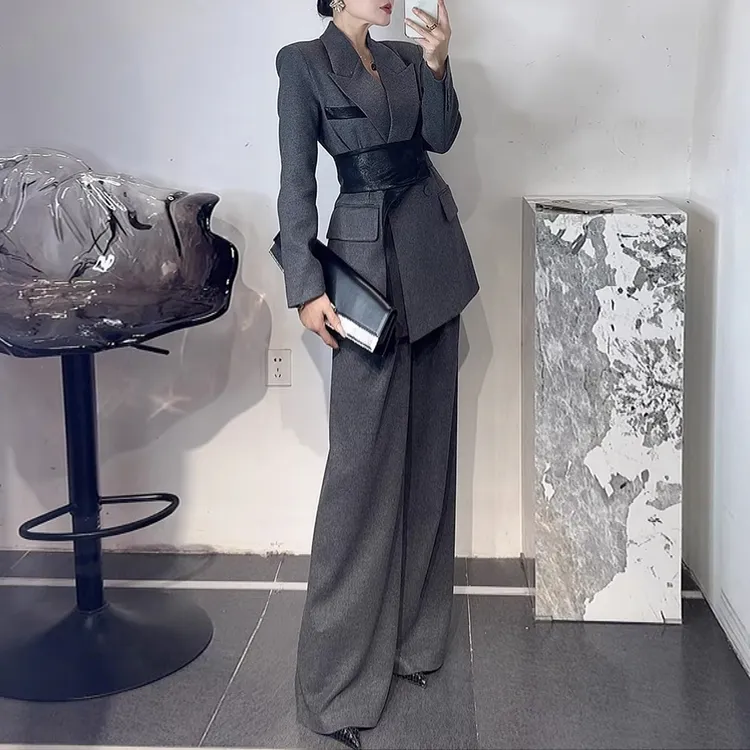 高级感职业装2025秋季新款西服直筒裤配腰带三件套羊毛混纺西装