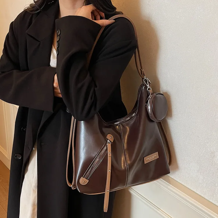 韩系大容量单肩包包女2025新款潮流多功能托特包休闲轻便斜跨包包