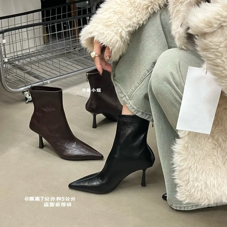 2025秋冬新款法式气质时尚百搭细跟高跟时装靴尖头后拉链显瘦短靴