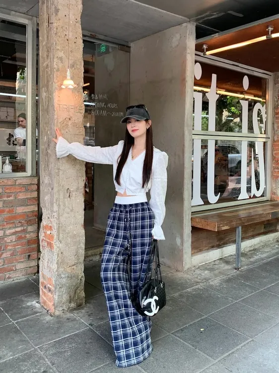 设计感小众拼接高腰格子休闲裤女春秋韩版网红高腰宽松阔腿拖地裤