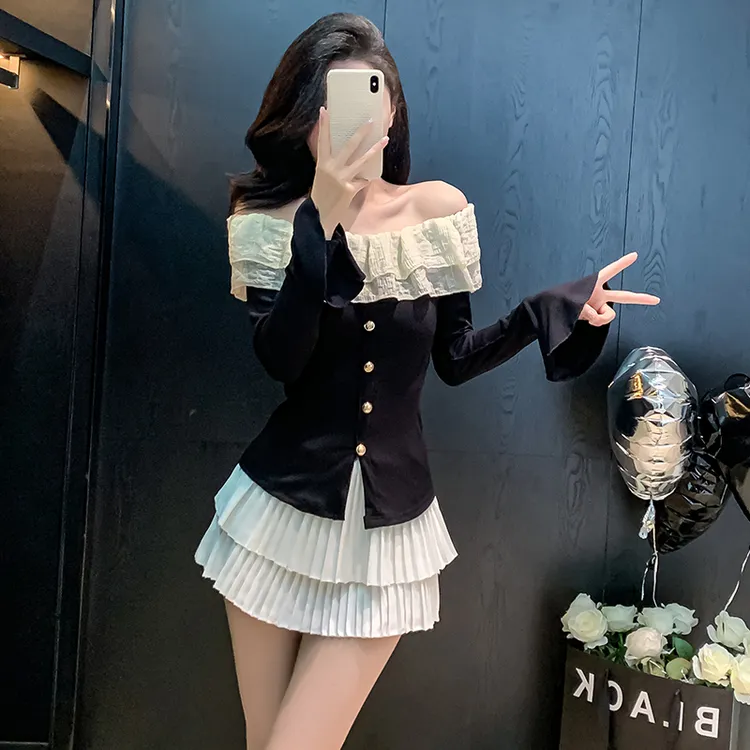 一字肩荷叶边早春新款百搭辣妹上衣百褶蓬蓬蛋糕短裙女时尚两件套