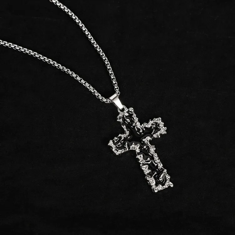 合金合成锆石项链 欧美嘻哈钛钢项链 潮牌新款熔岩 十字架吊坠个