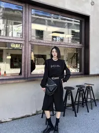 CZ【休闲随性】秋季显瘦长袖圆领字母抽绳卫衣