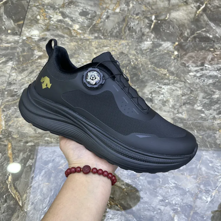 秋冬男鞋纽扣男款厚底休闲运动鞋百搭男士黑色鞋子纽扣轻便健步鞋