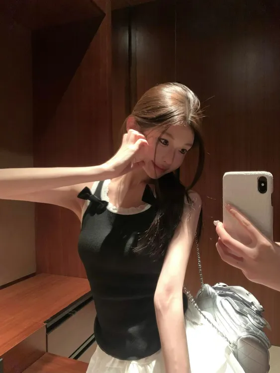 纯欲辣妹蝴蝶结无袖吊带背心百搭修身显瘦上衣法式蓬蓬短裙蛋糕裙