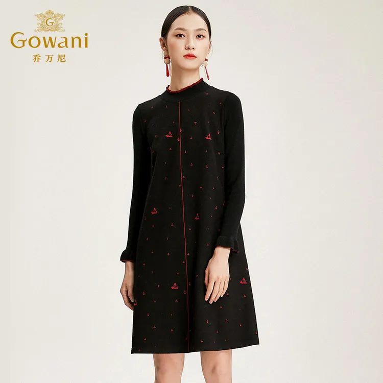 乔万尼商裙子秋冬新款简约大气打底裙中长款连衣裙EN4E710