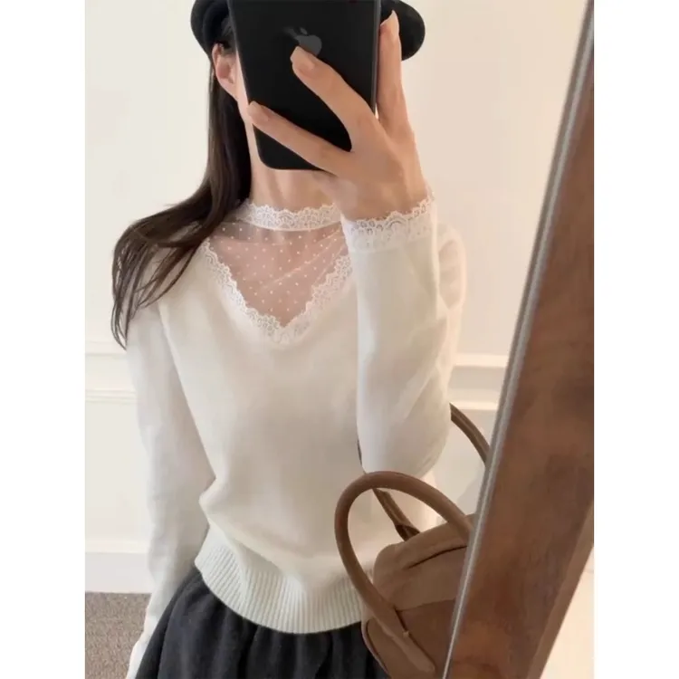 蕾丝拼接半高领白色针织打底衫女秋冬独特漂亮毛衣内搭短款小上衣