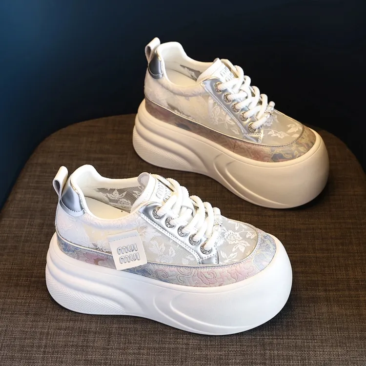 万达撤柜增高8cm2025夏季新款透气网纱鞋显瘦厚底显瘦小白鞋女鞋.