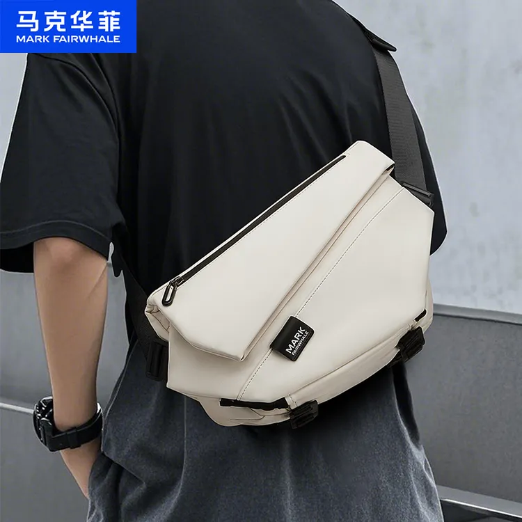 马克华菲潮牌男士斜挎包高级感单肩包机能背包运动骑行小胸包男生