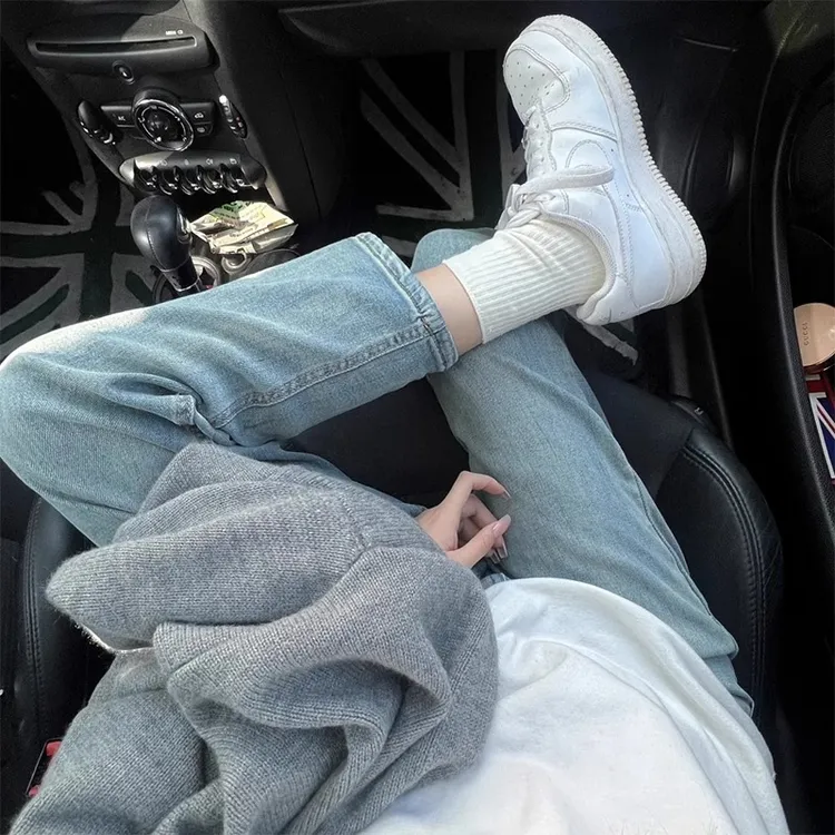 法棍裤女秋冬加绒2025年新款春秋浅色小个子小直筒九分烟管牛仔裤